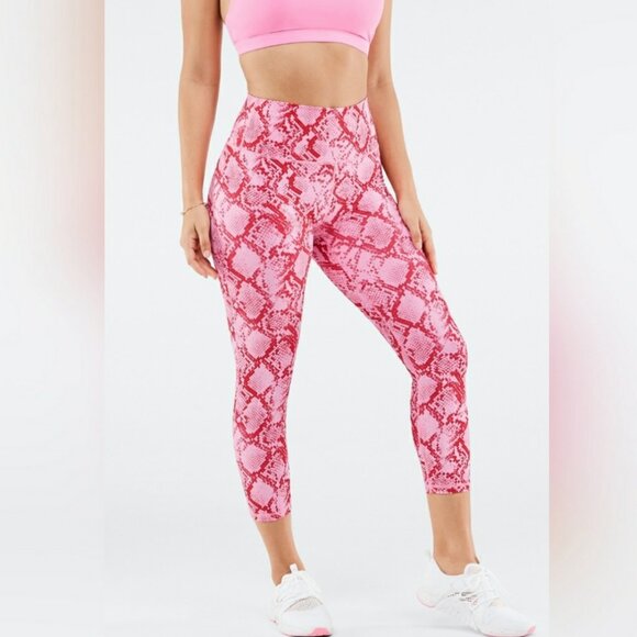 Fabletics Powerhold Pink/Red Snakeskin Crop Leggings SIZE XL - Picture 1 of 8